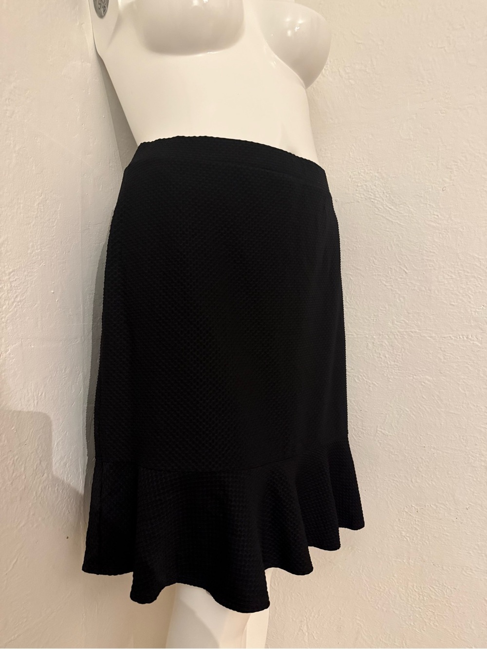 Textured black ponte skirt